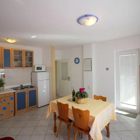 Sunlit Apartment Near Sea In Porec Apartment